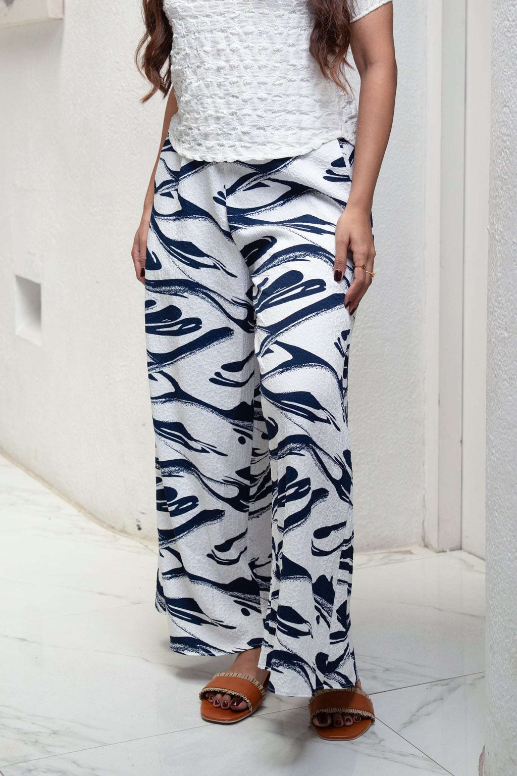 P208 l Printed Wide Leg Pant