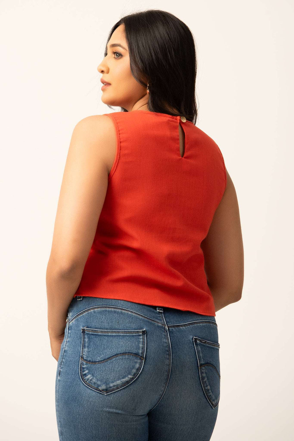 T146 l Linen Lace Top
