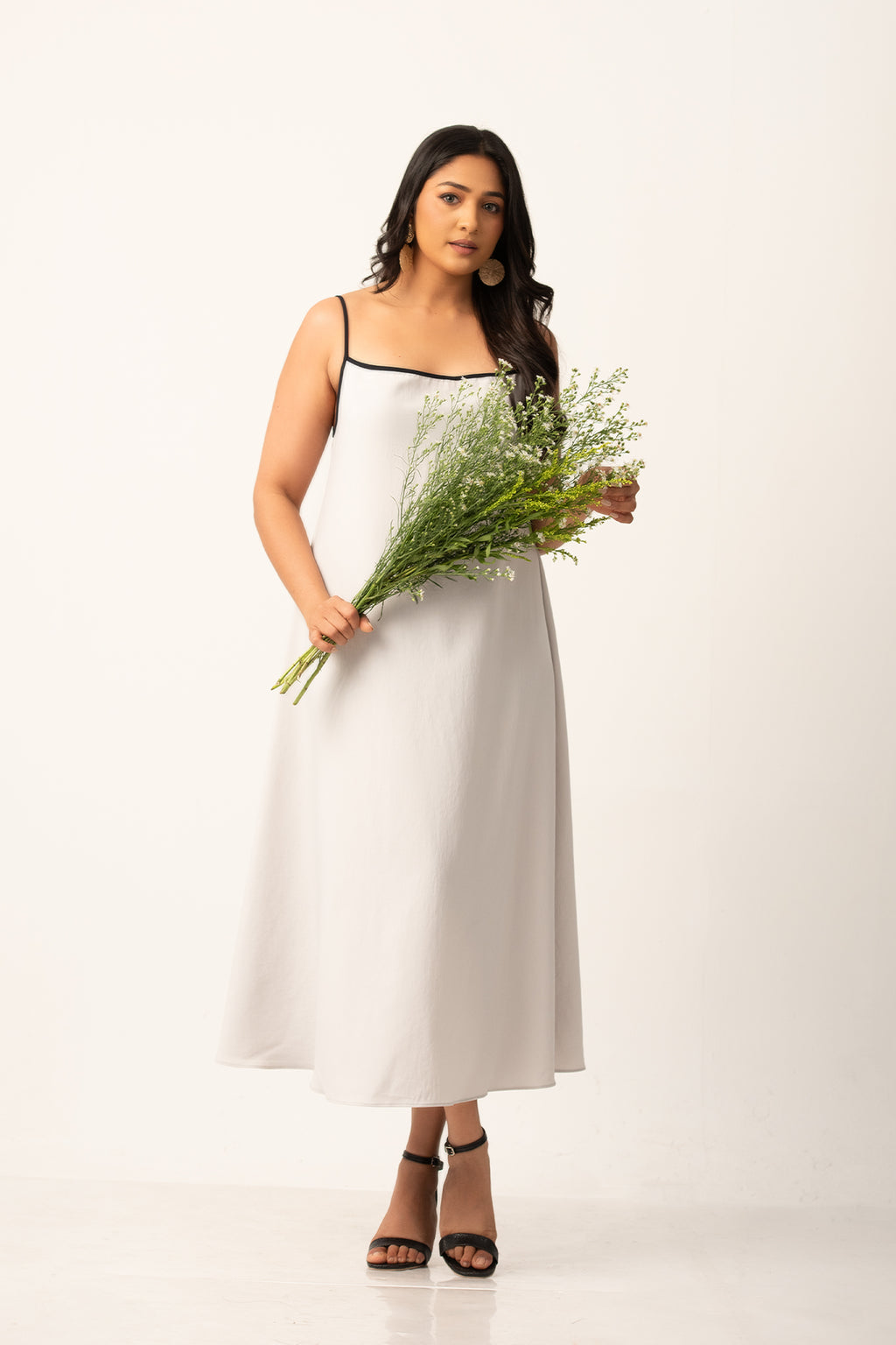 D090 | Ramona Midi Dress