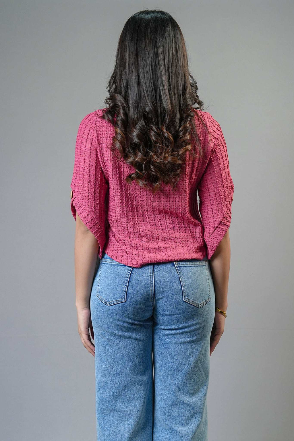 T211 l Bay Top