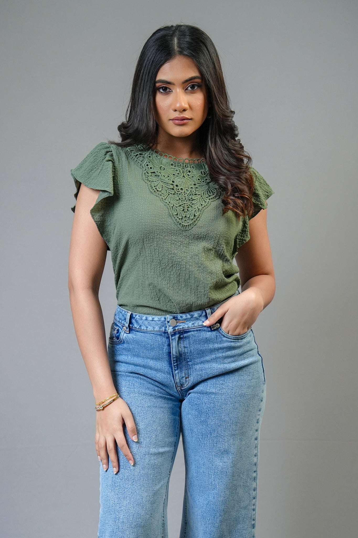 T219 l Yen Top
