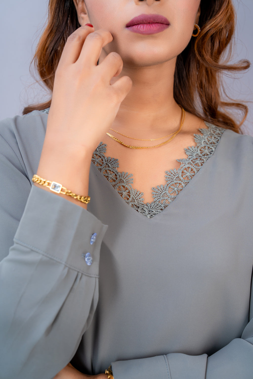 T198 | Arrow Top