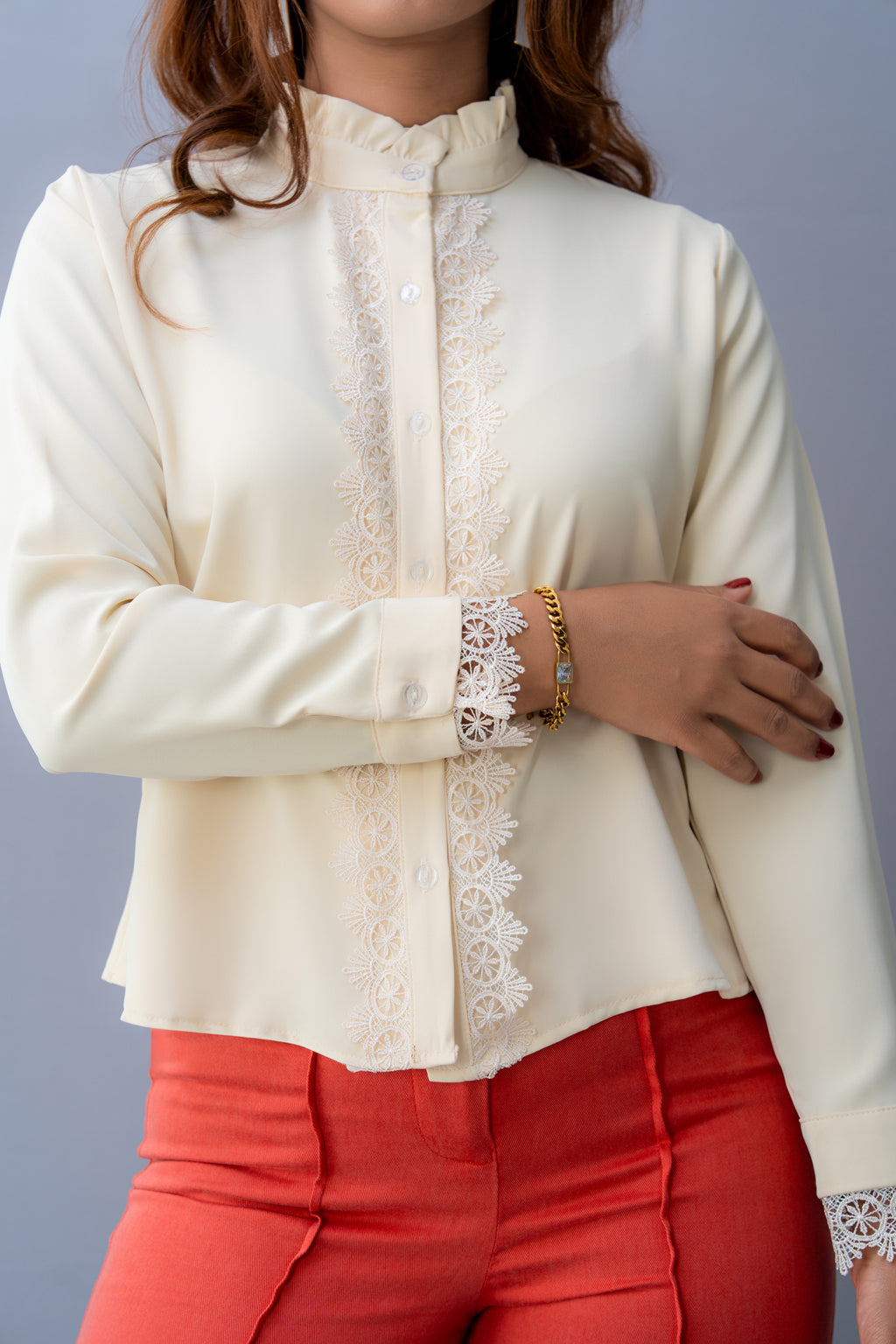 S132 | Lila Lace Detailed Shirt