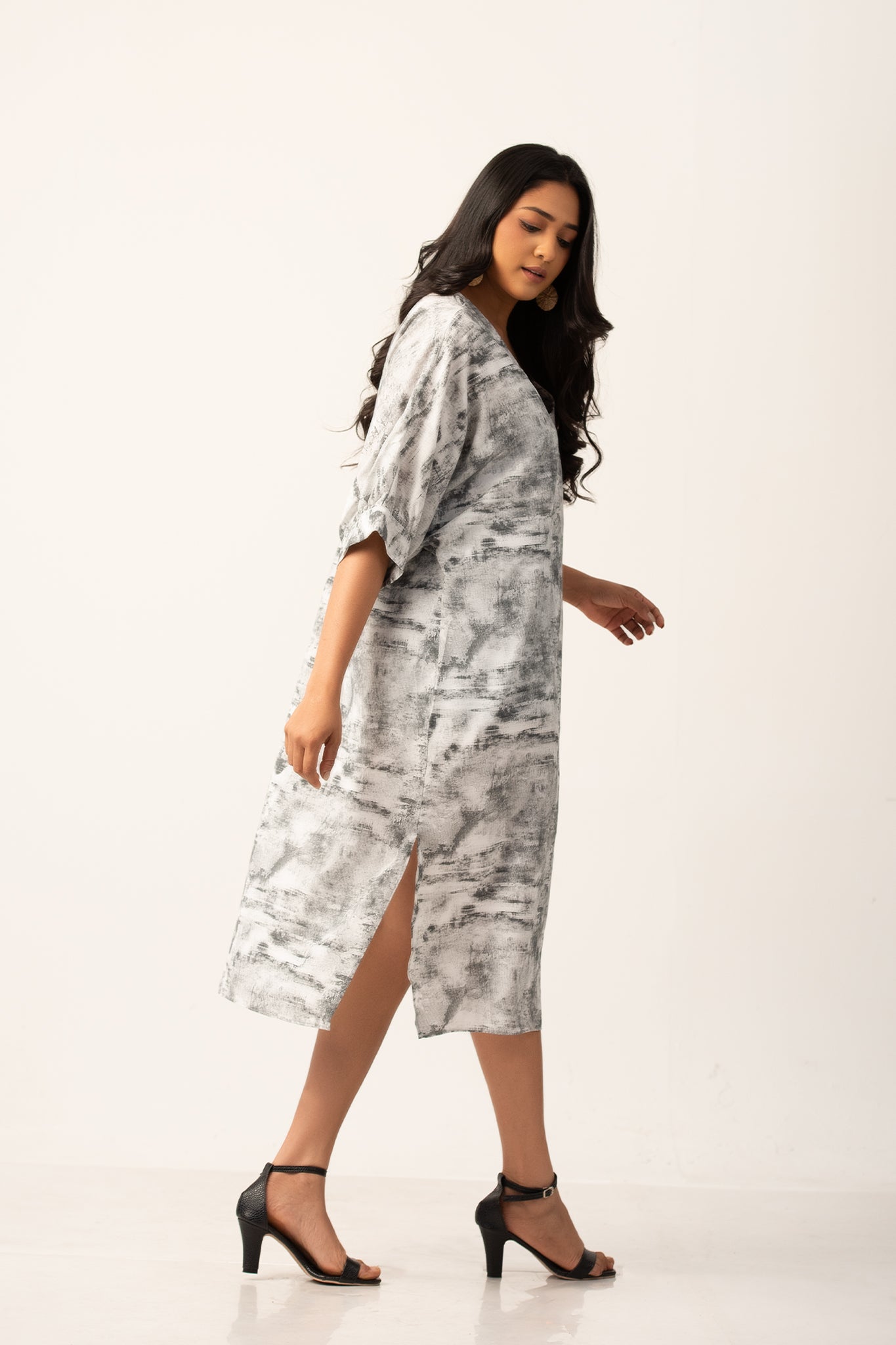D149 | Linda Midi Dress