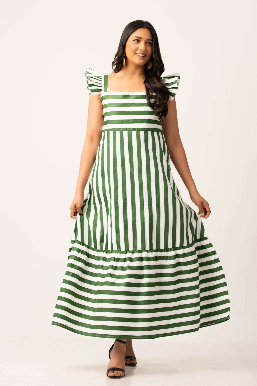 D109 l Frill Detailed Bustier maxi Dress