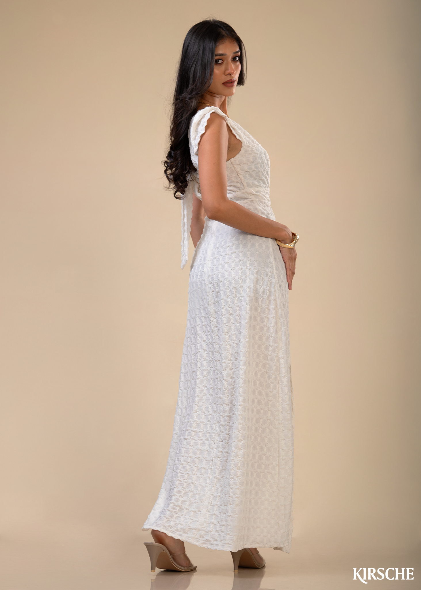 D259 | Amora Maxi Dress