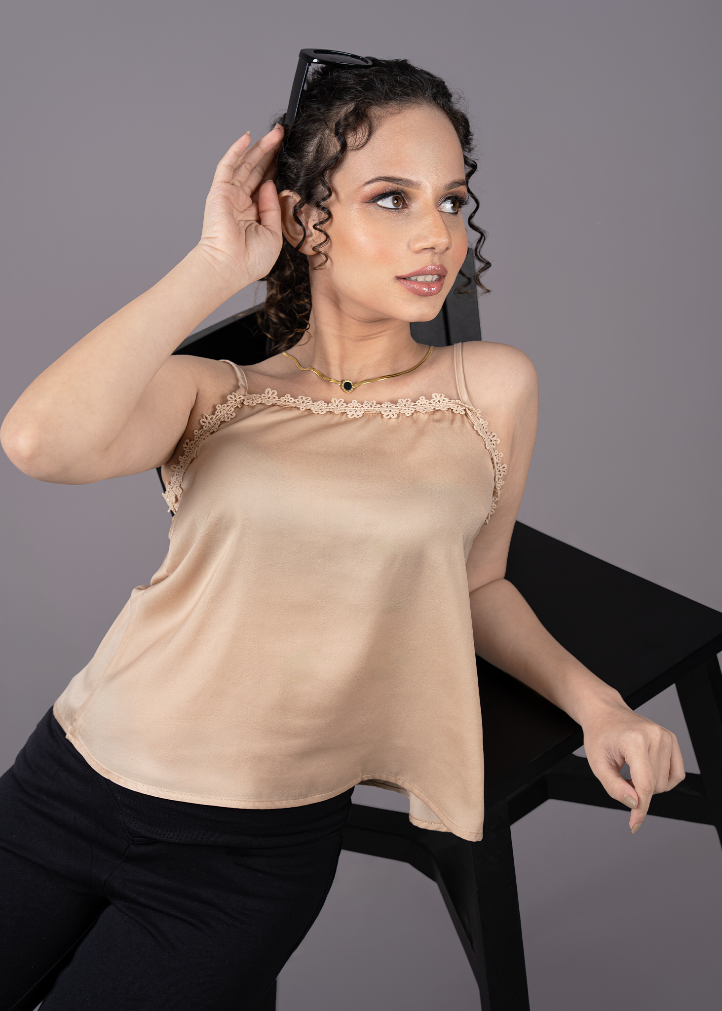 T247 | Noir Top