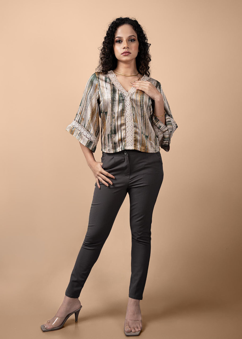 T287 |  Brows Top