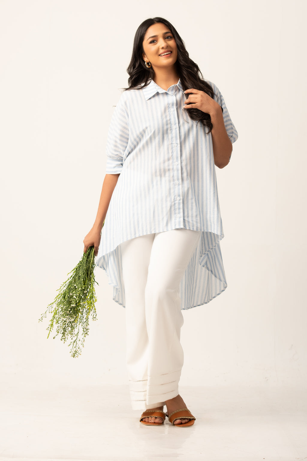 S100 | Oversized Striped Shirt