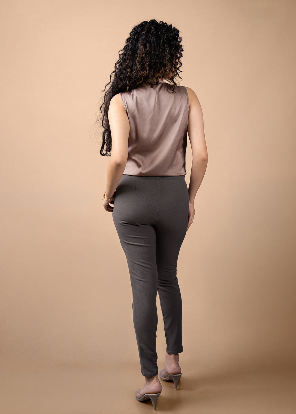 T263 | Flow Top