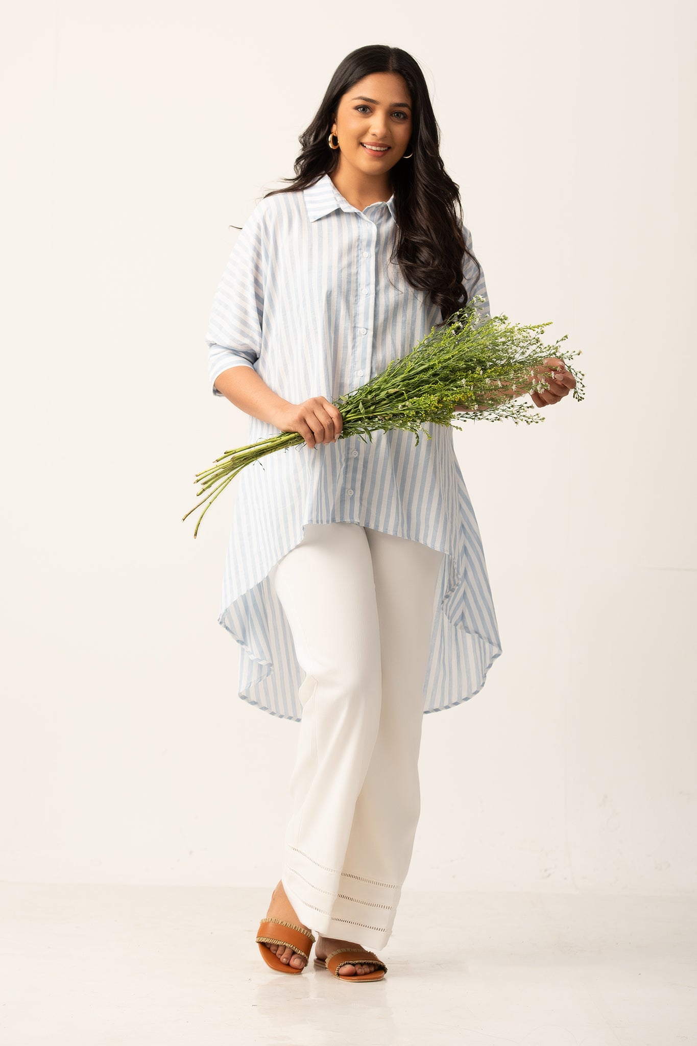 S100 | Oversized Striped Shirt
