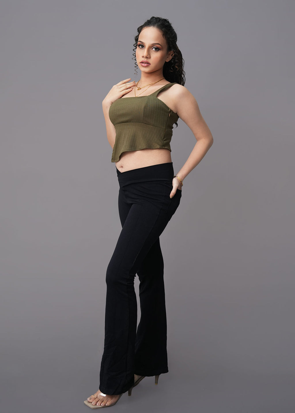 T260 | Elaraa Top