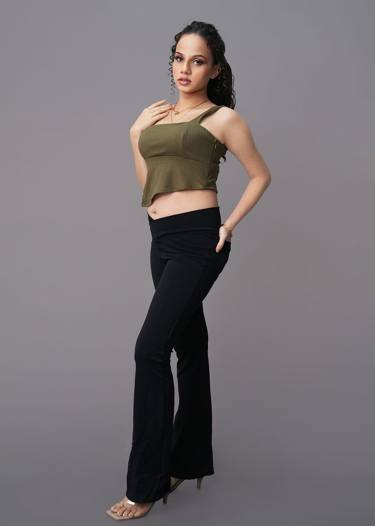 T260 | Elaraa Top