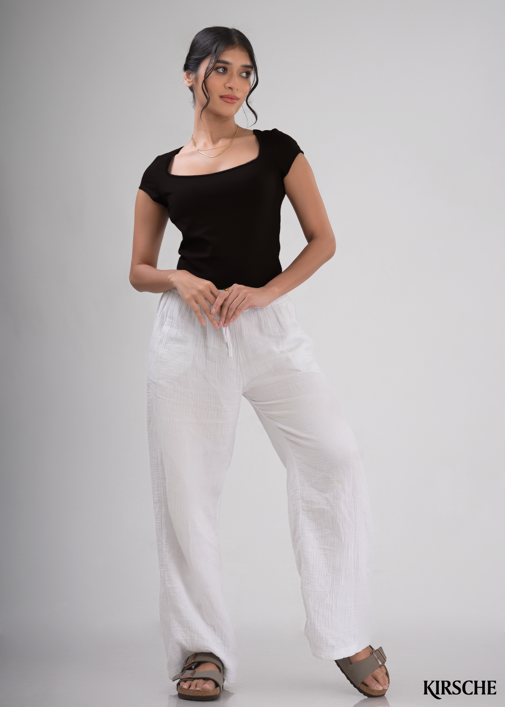 T270 | Emilly Scoop Top