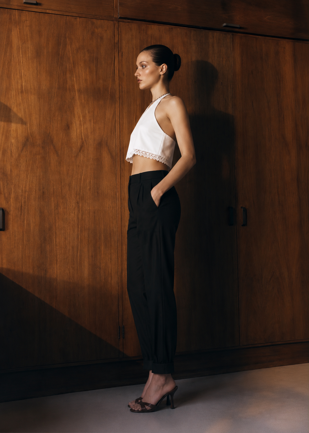 P021 | Bottom Pleated Linen Pant