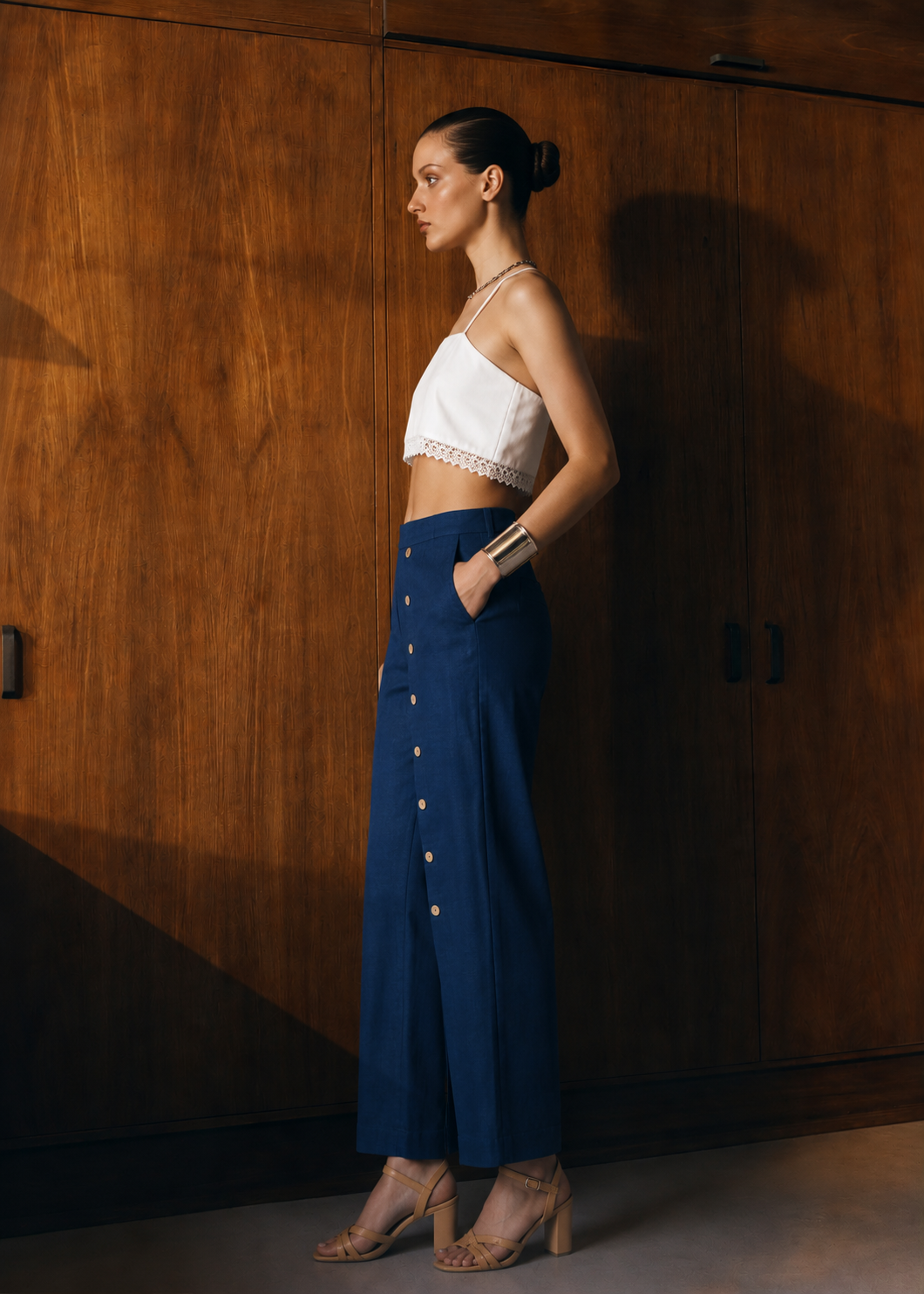 P049 | Button Detailed Pant