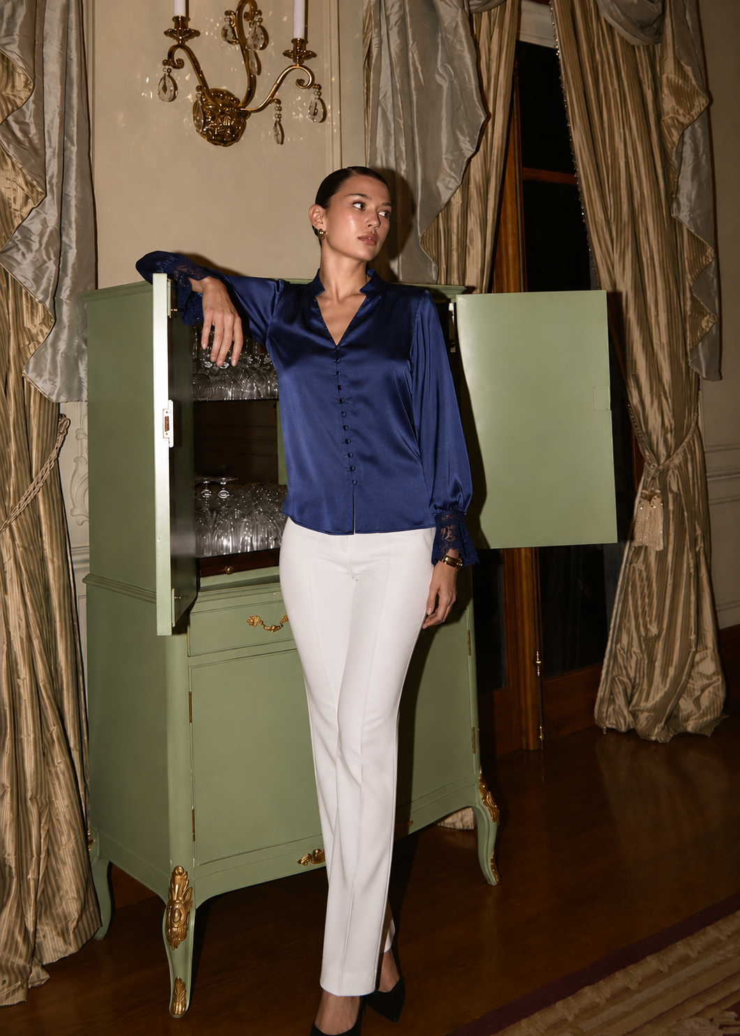 S067 | Lace Detailed Shirt