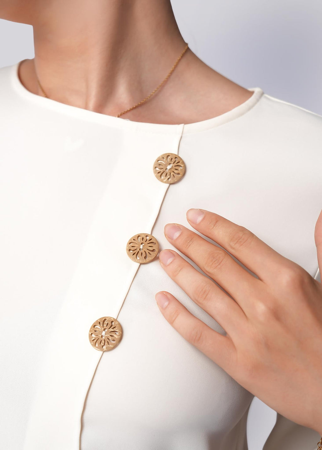 T055 | Button Detailed Top