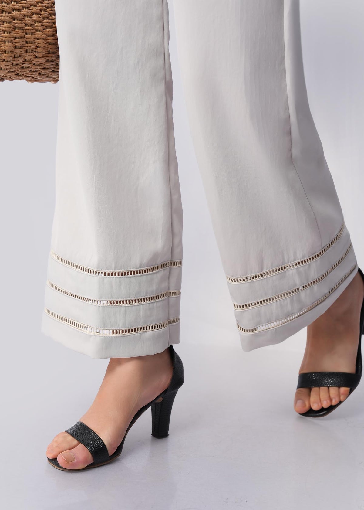 P113 | High Waist Lace Pant