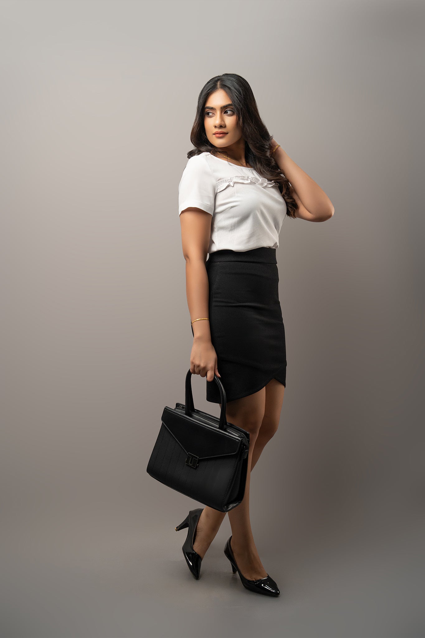 T196 | Frill Top