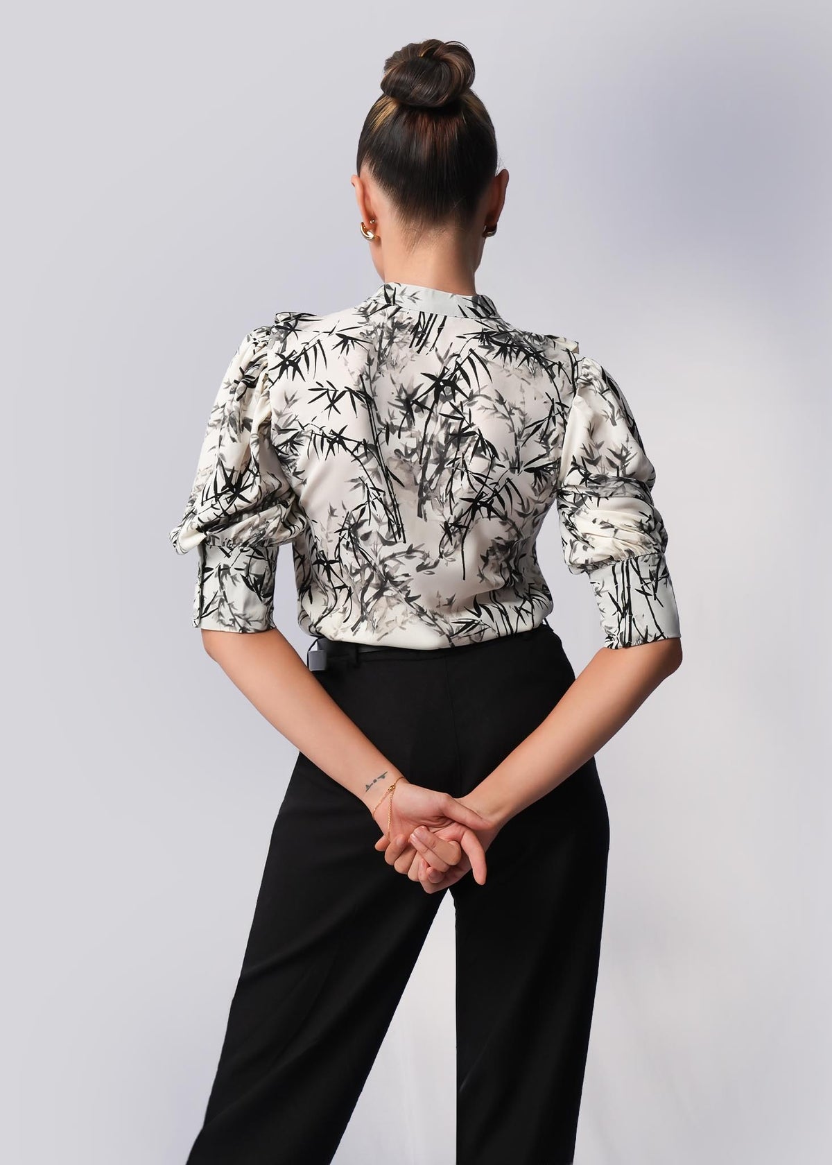 S111 | Front Gather Puff Sleeve Shirt