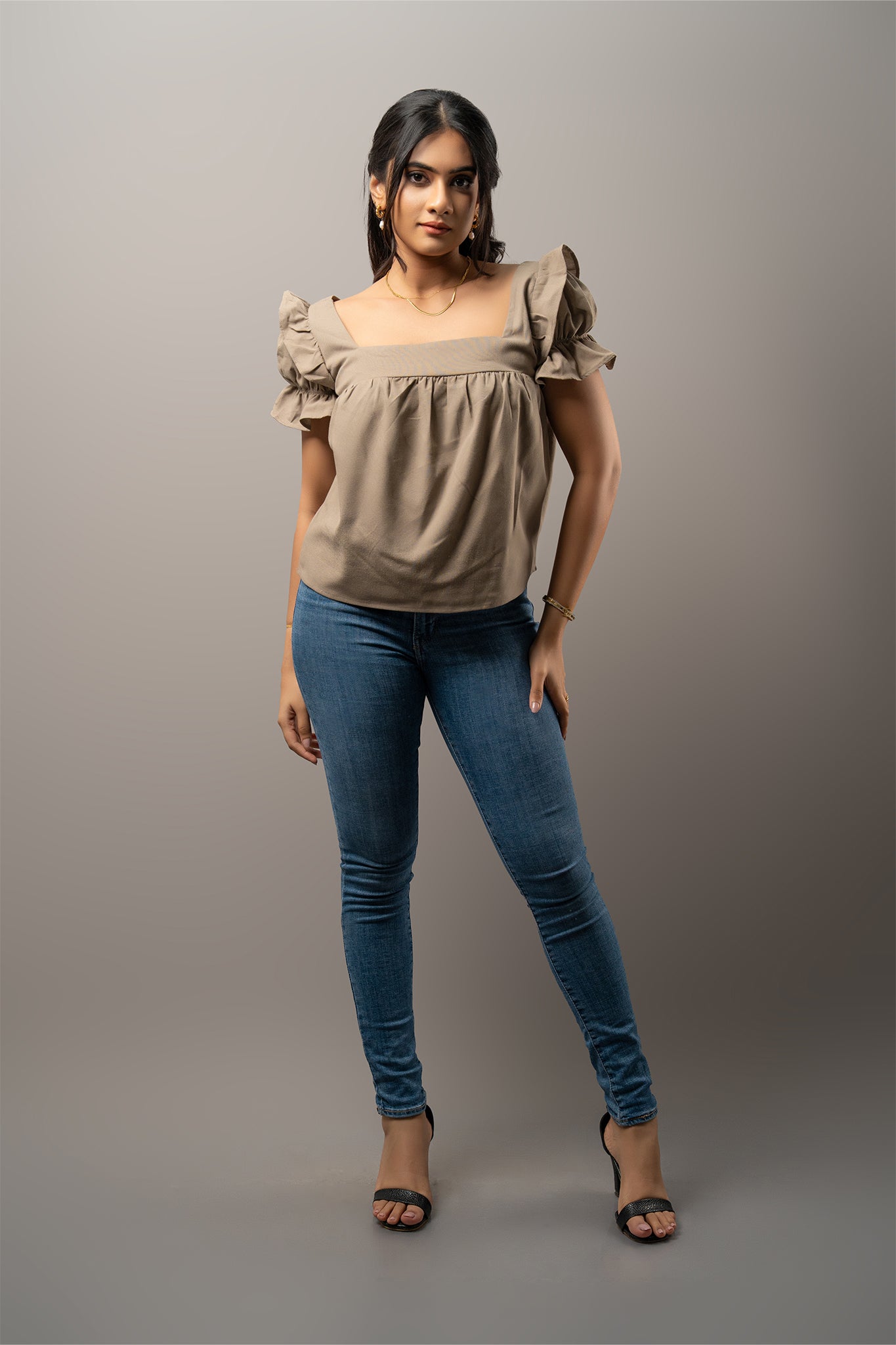 T207 | Bell Top