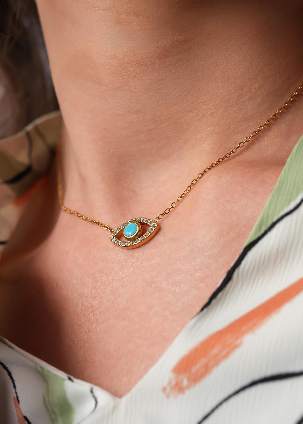 NC0131 | Studded Eye Necklace