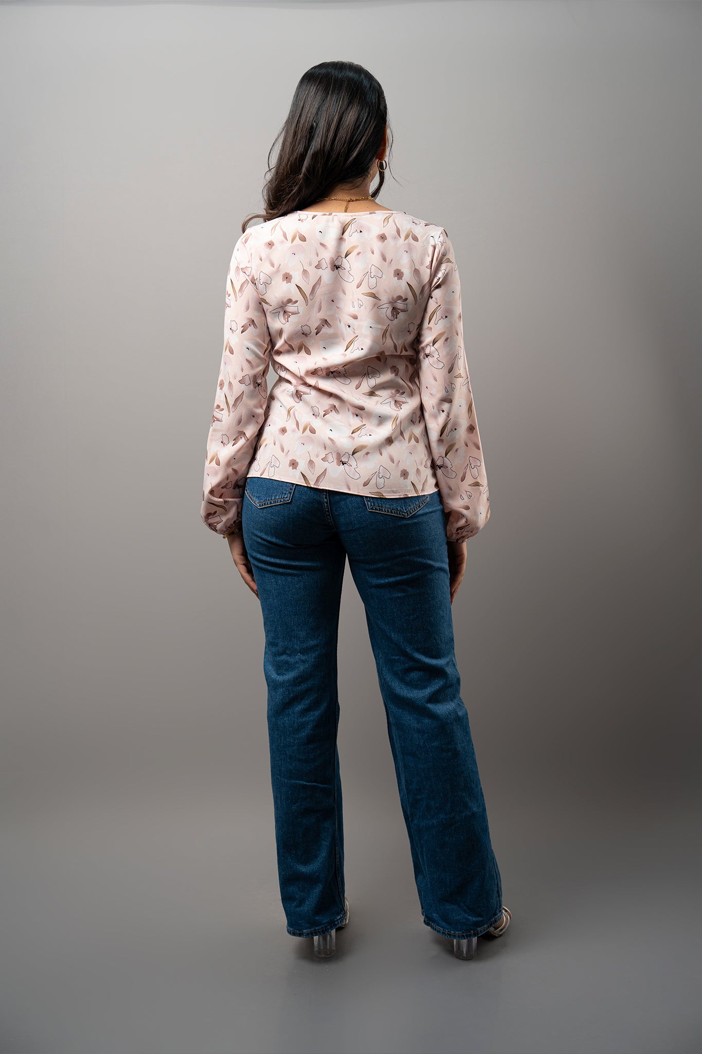 T212 | Tulip Top