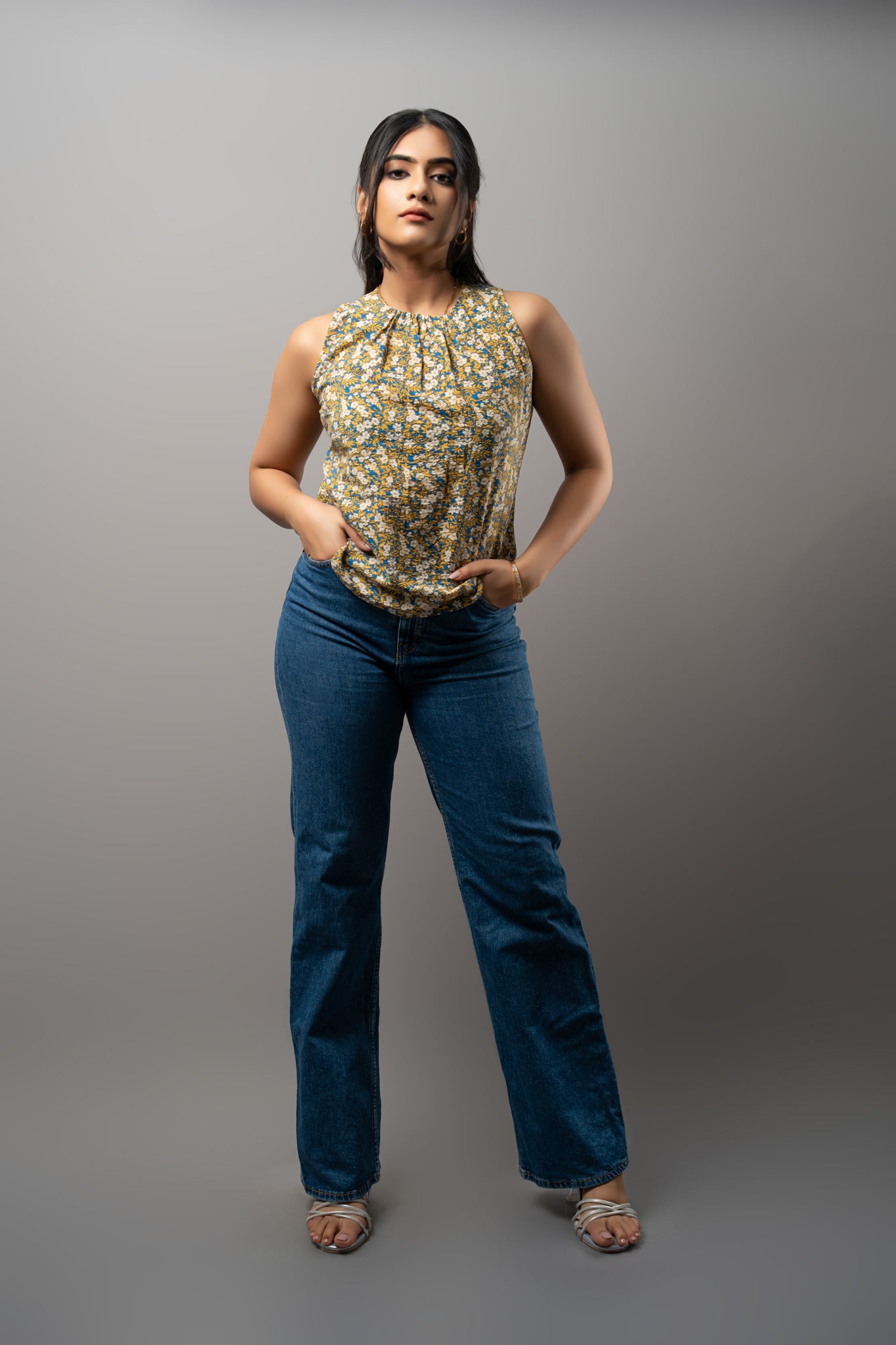 T182 | Floral Bib Top