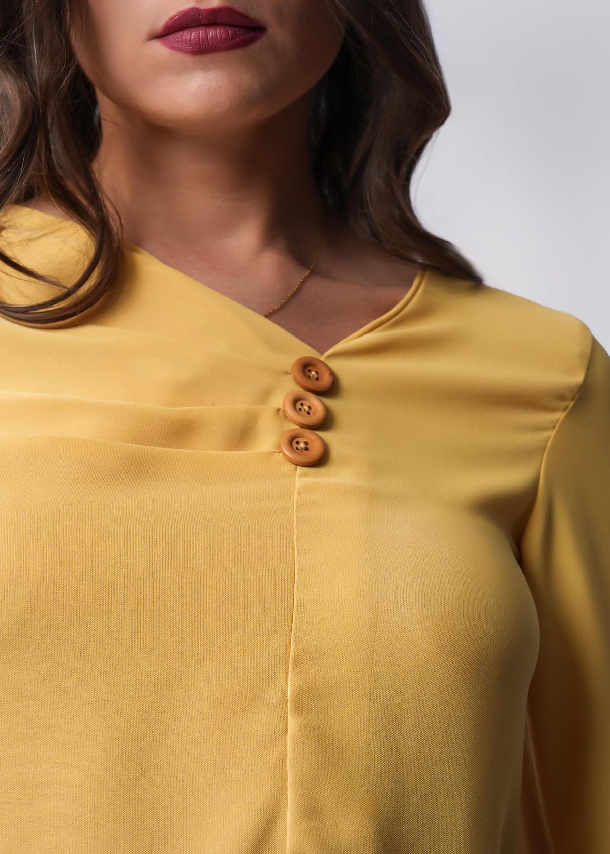 T059 | Button Pleated Top