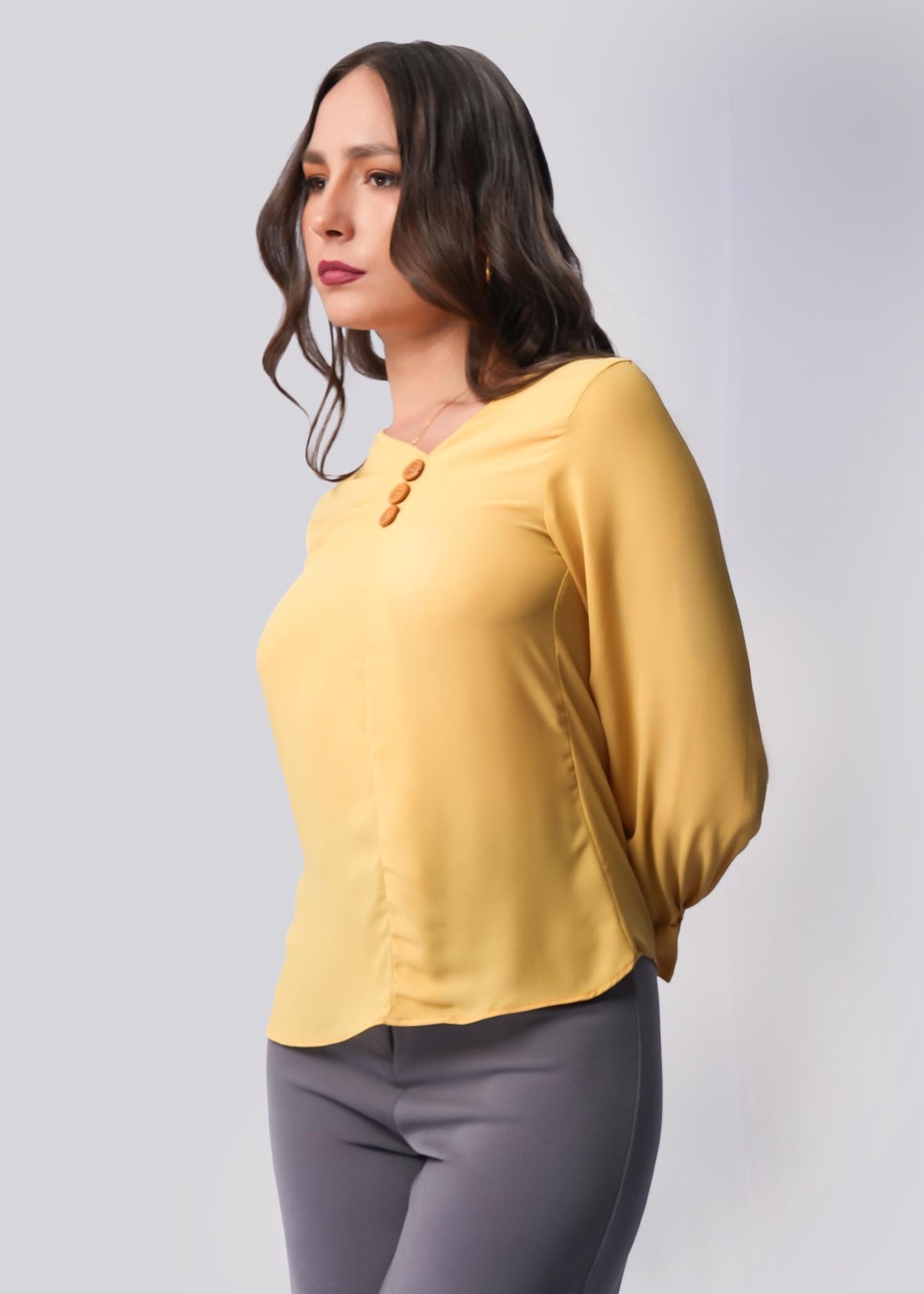 T059 | Button Pleated Top