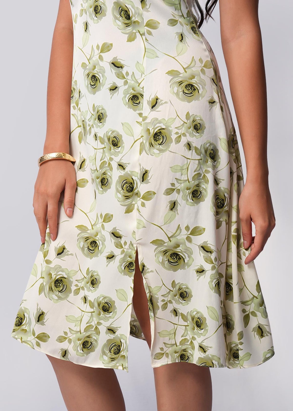 D034 | Front Gathered Midi Dress