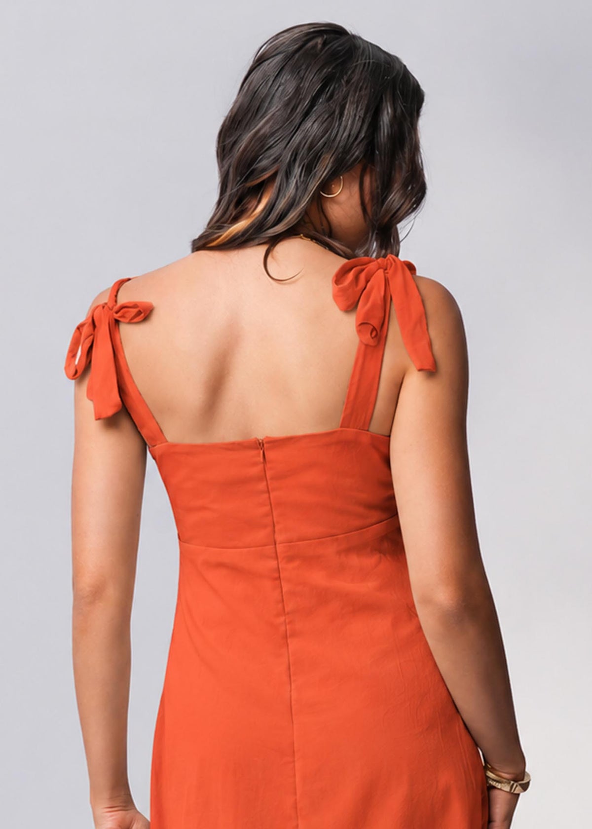 D034 | Front Gathered Midi Dress