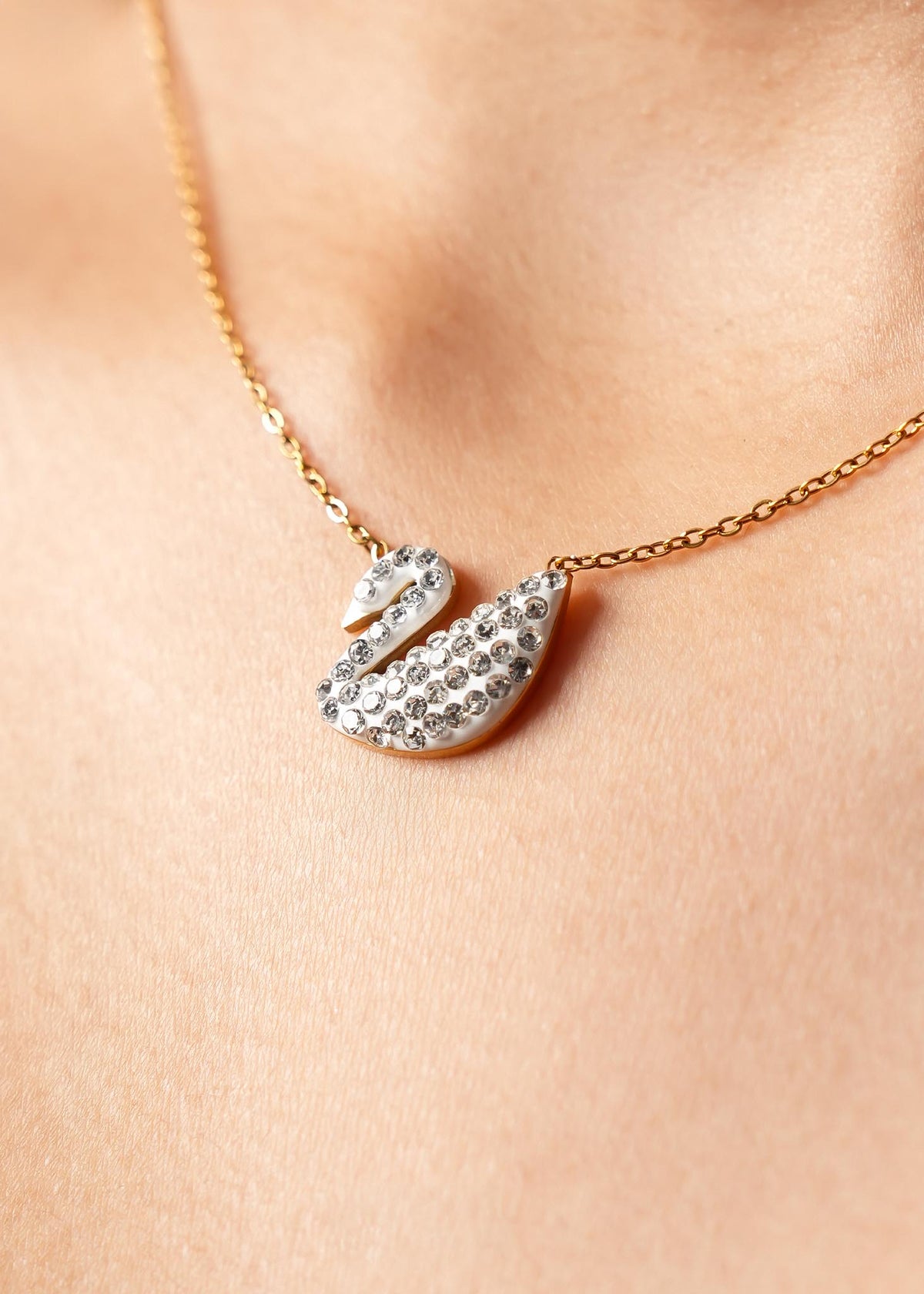 NC0121 | White Swaroski Necklace
