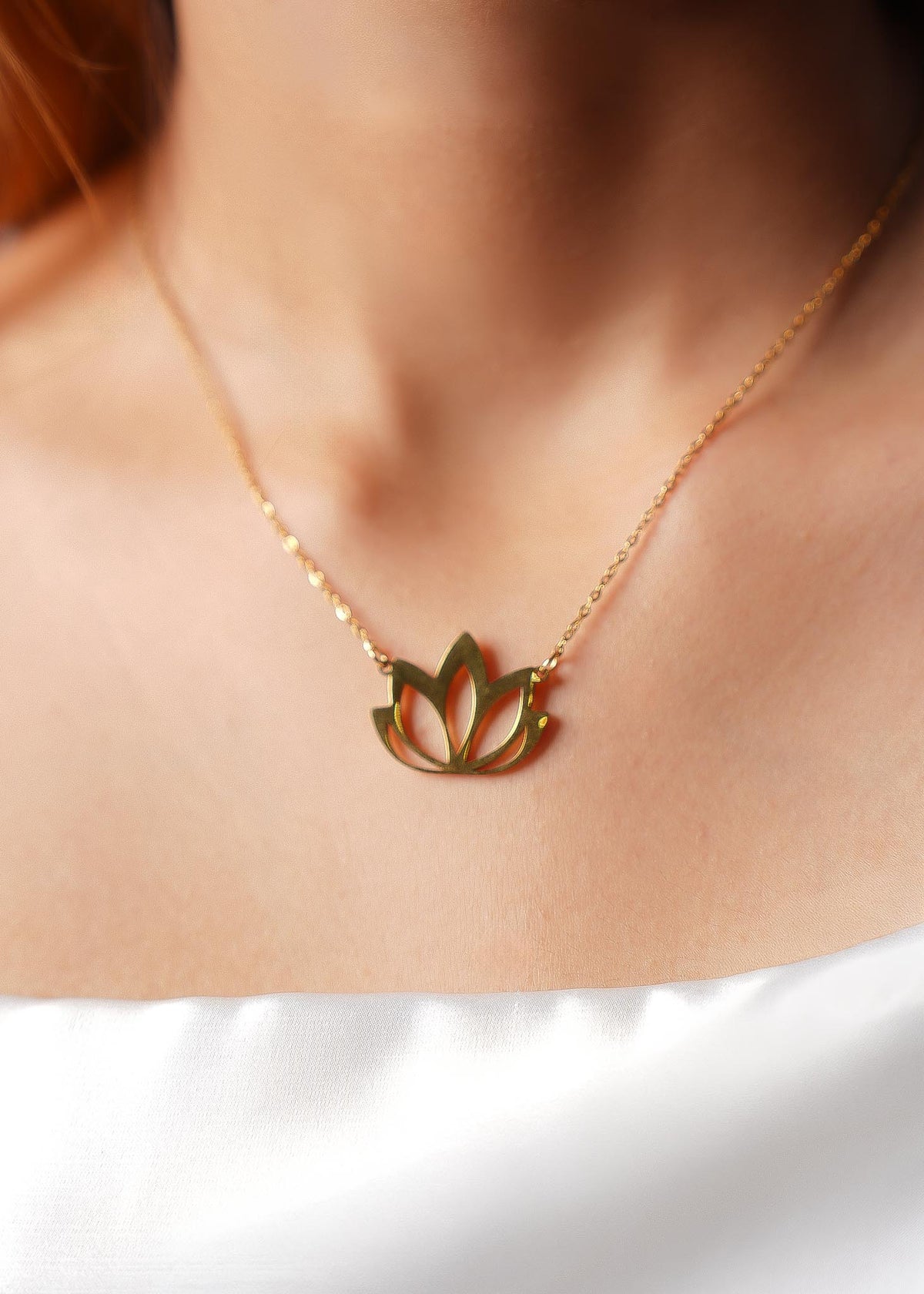 NC0127 | Lotus Charm Necklace