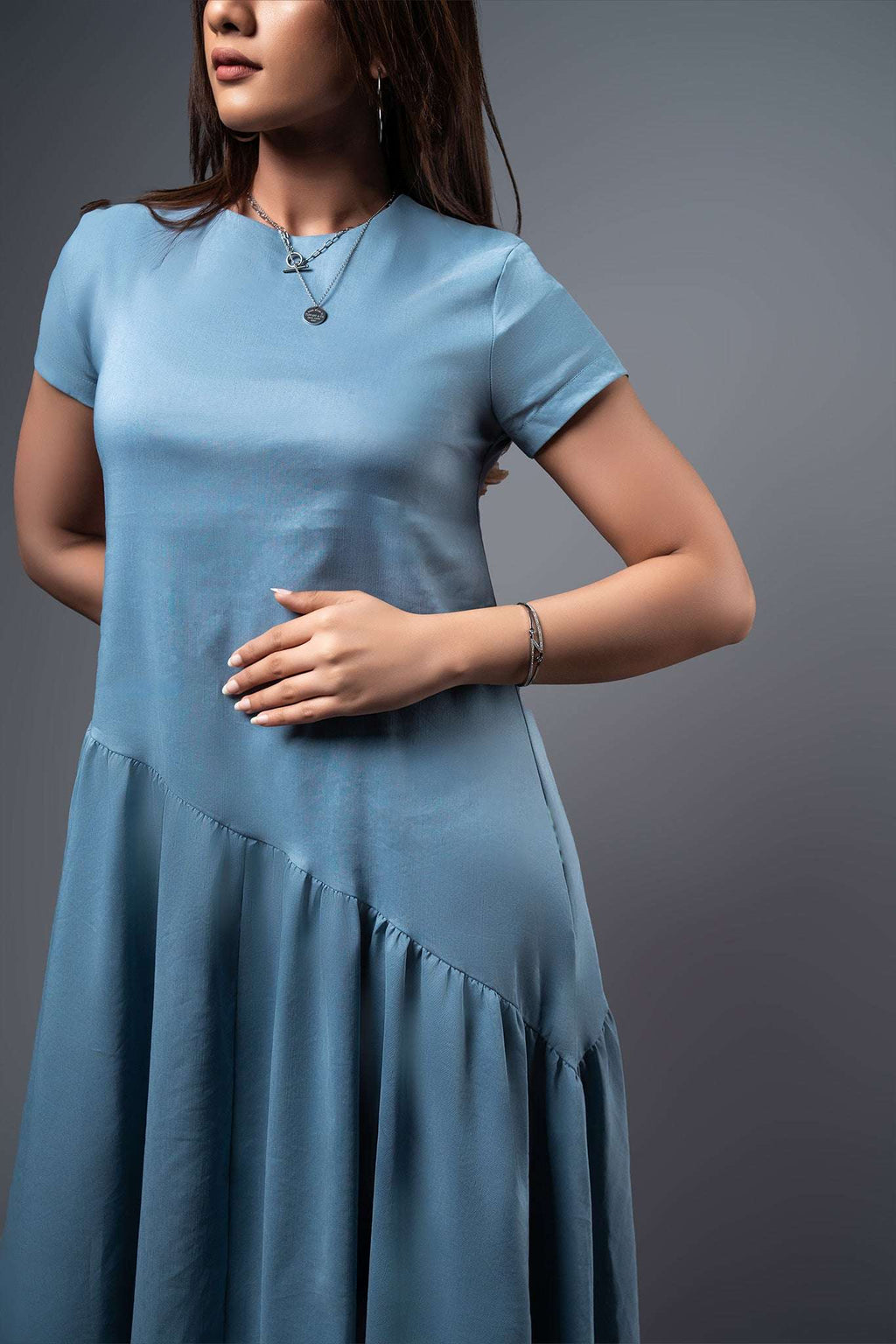 D054 | Tilted Waist Midi Dress