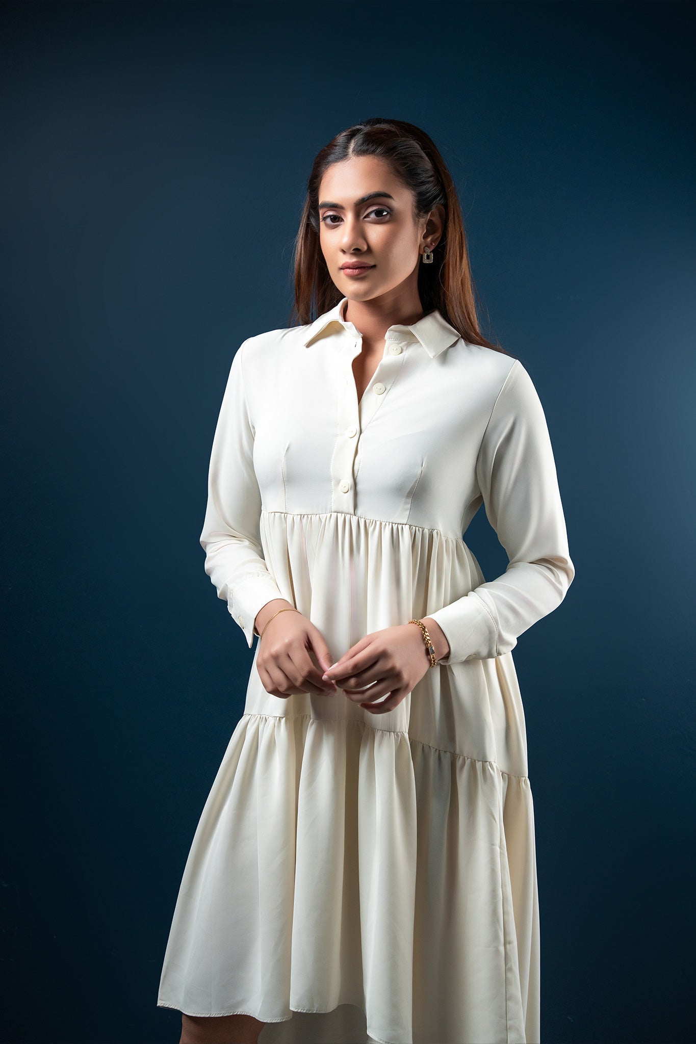 D115 | Back Tail Tiered Midi Dress
