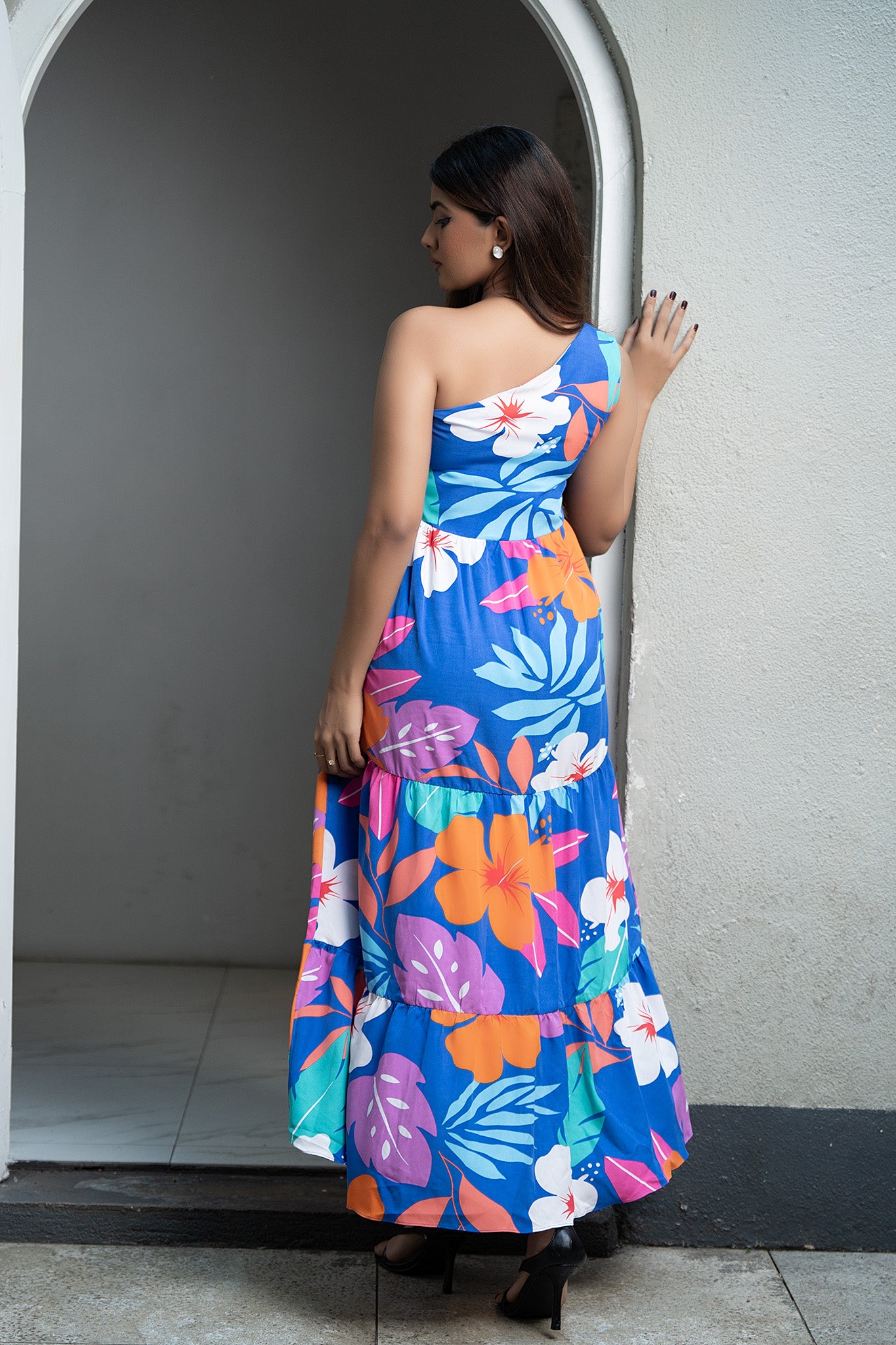 D117 | Printed One Shoulder Maxi Dress