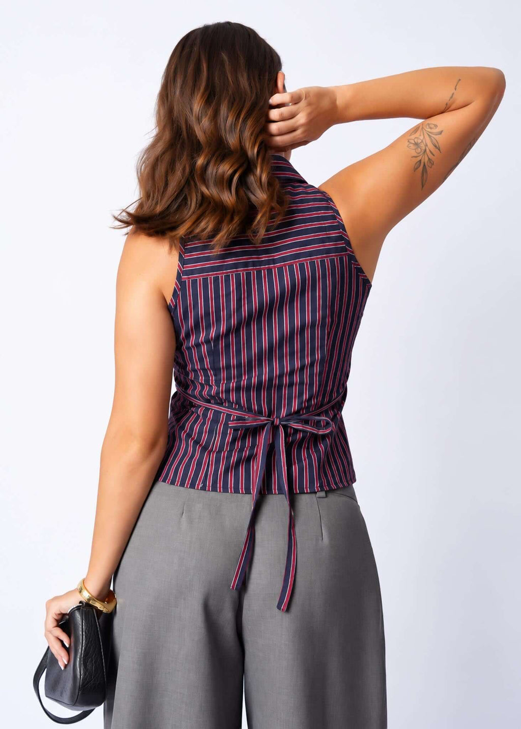 S313 | Emery Sleeveless Shirt