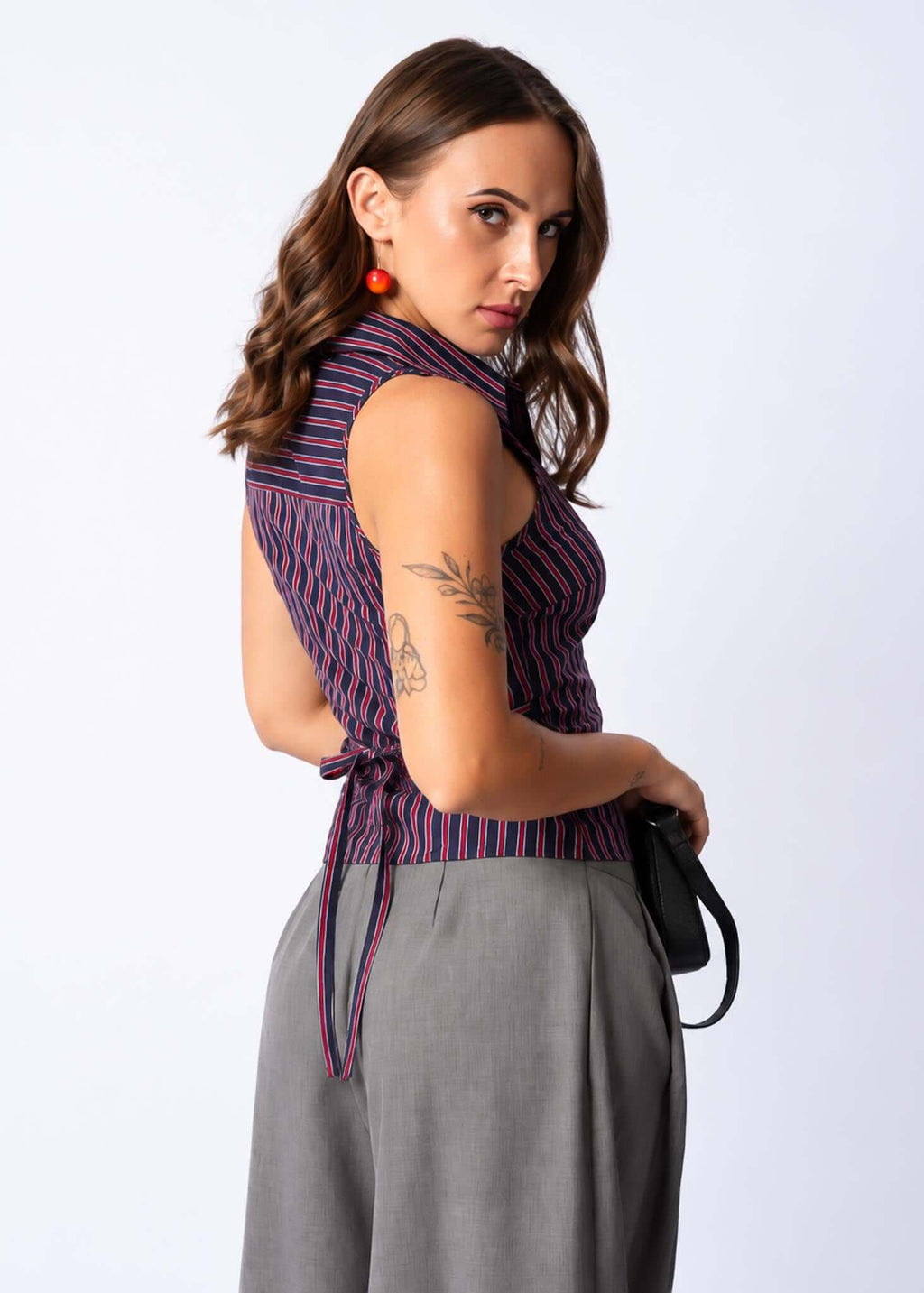 S313 | Emery Sleeveless Shirt