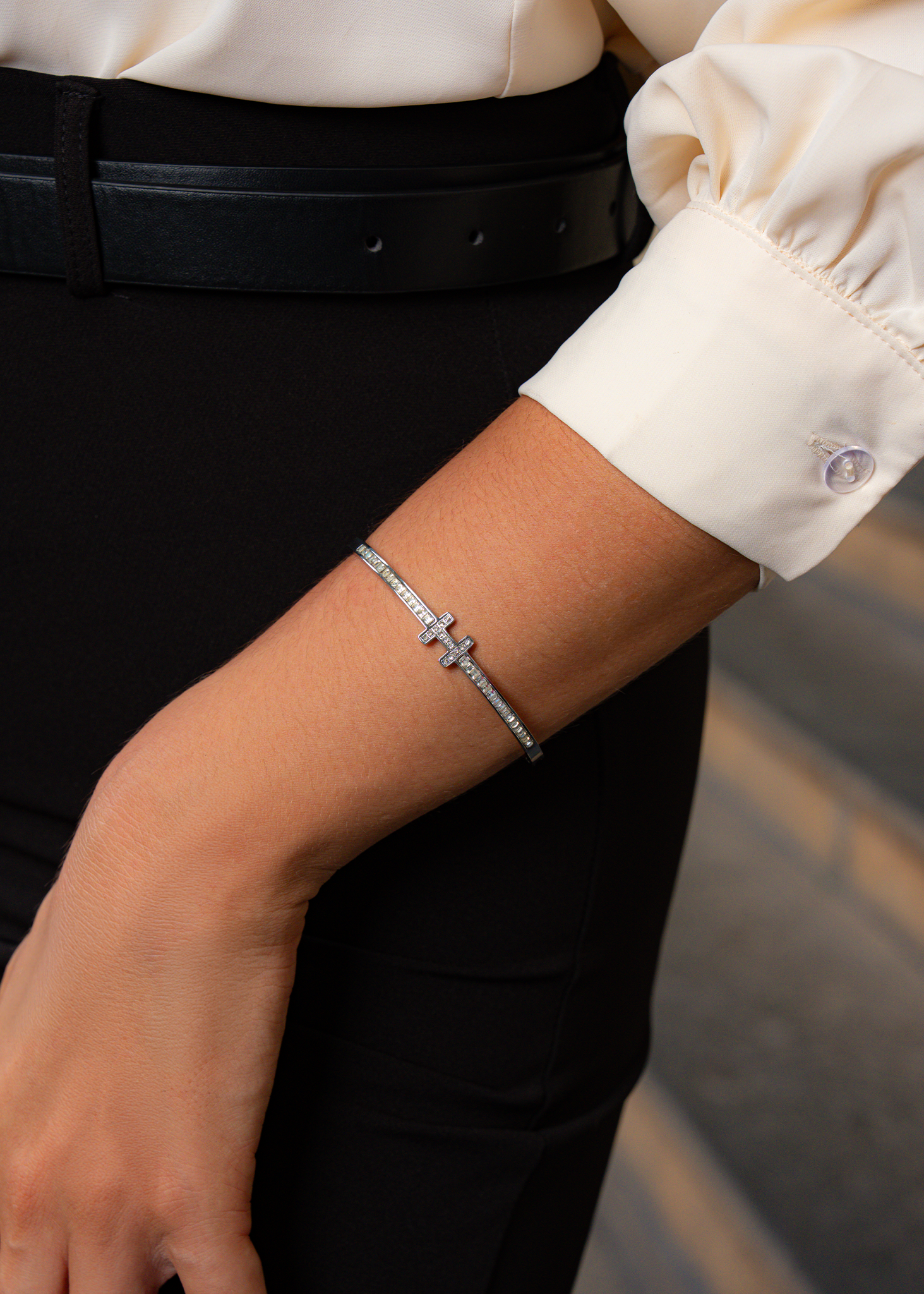 BC0015 | Silver Rhinestone Lock Bangle