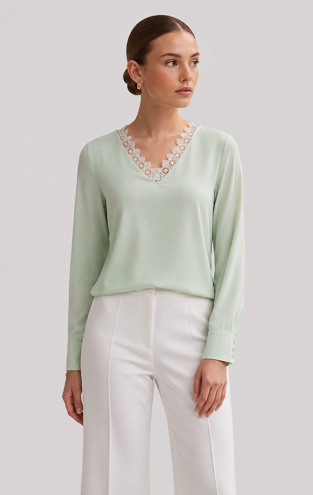 T198 | Arrow Top