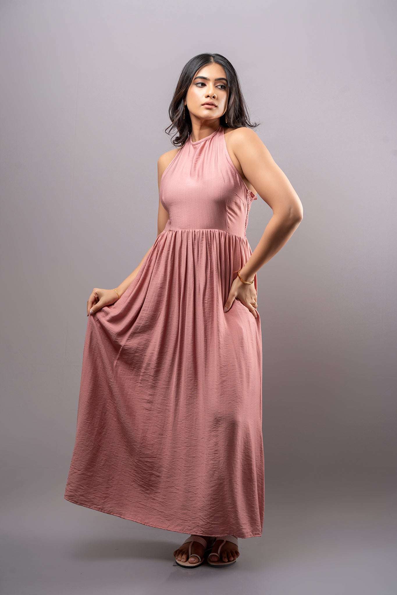 D191 l Aro Maxi Dress